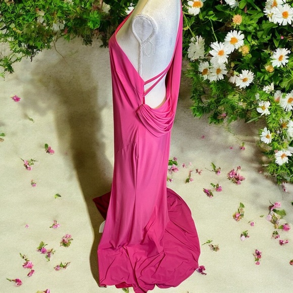 NWT IEENA for Mac Duggal ‘Jersey One Shoulder Draped Back Gown’ in Candy Pink 10 - Picture 6 of 16
